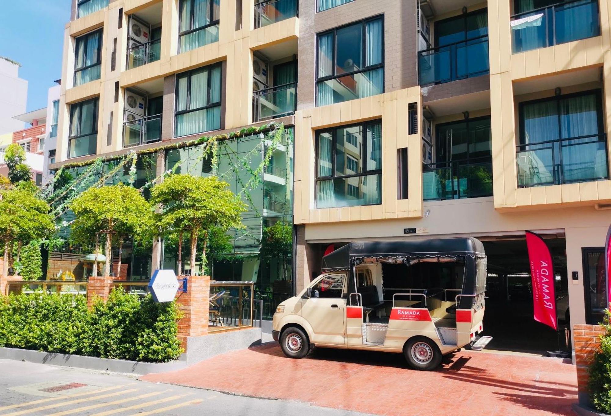Ten Ekamai Residences Bangkok Exterior foto